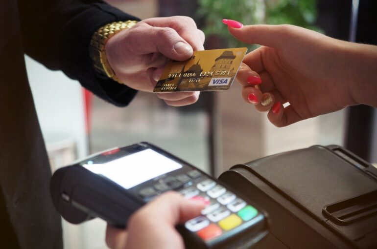 Credit Bureaus Adopt New Credit Scoring System